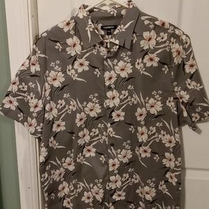 Express short sleeved casual button down